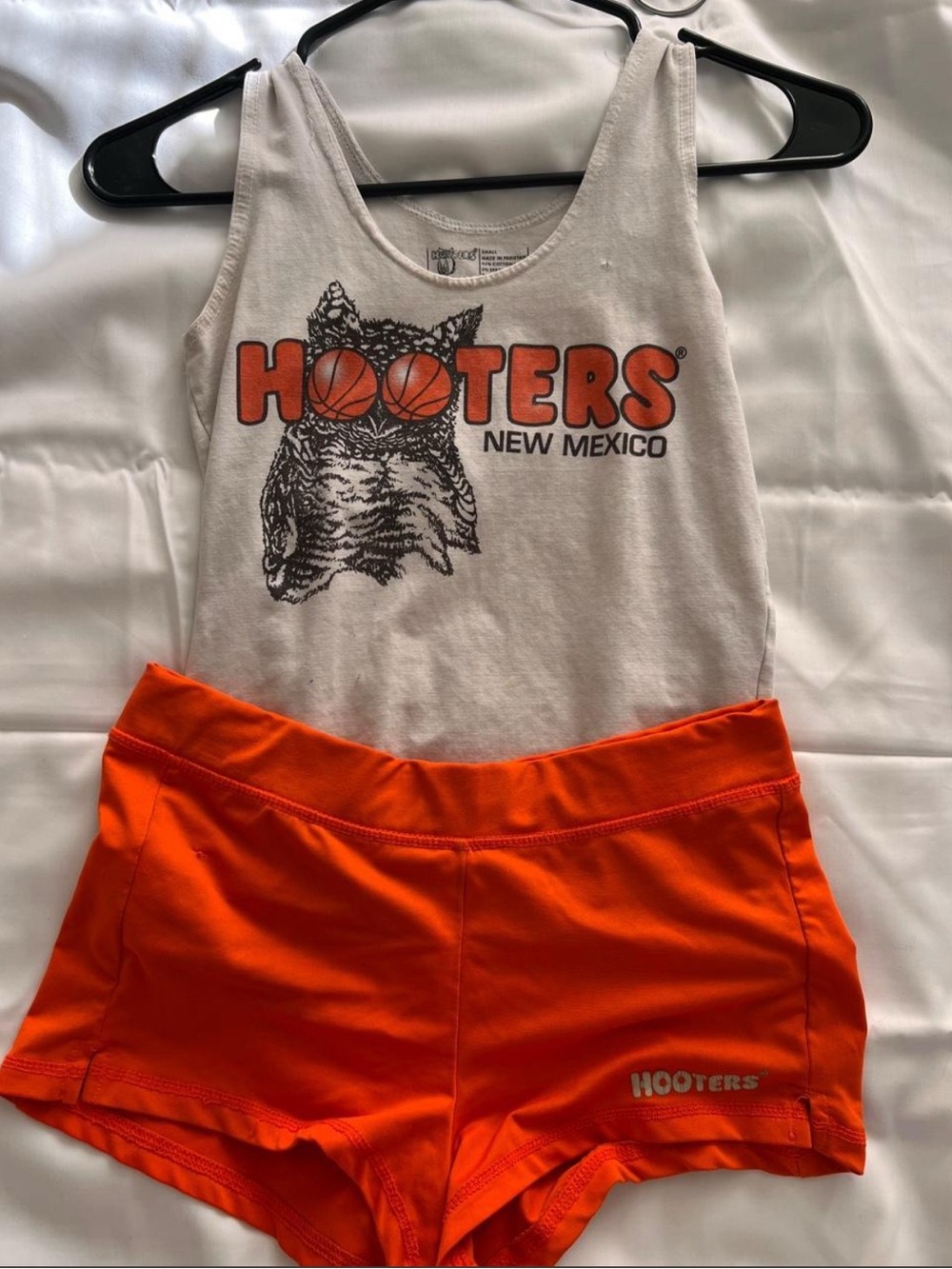 Hooters Women's Orange full uniform